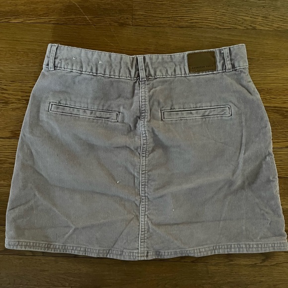 American eagle never worn mini skirt with tags - Picture 2 of 2